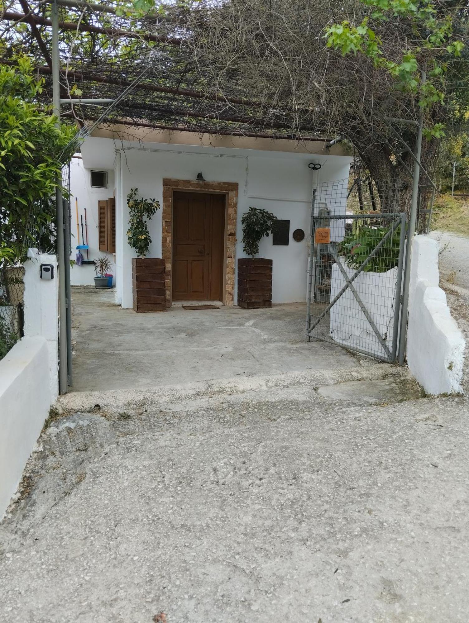 Hostal Aggelina Sárkhos Exterior foto